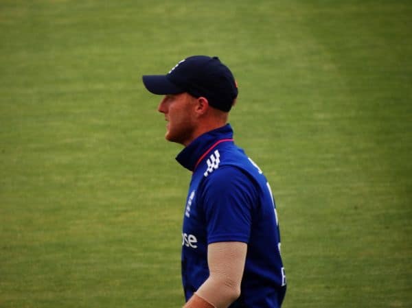 Archivbild: Root hebt die Ausgangssperre für das England-Testteam auf
