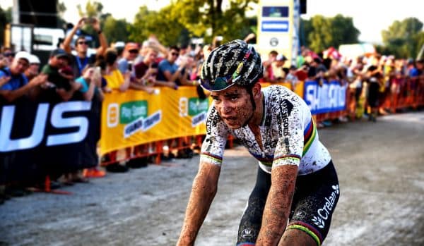 Photo d'archive: Wout van Aert et Tadej Pogacar prêts pour le contre-la-montre d'ouverture de la Vuelta