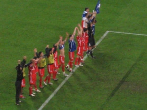 Schalke 04 vence al Hallescher FC en la Copa DFB