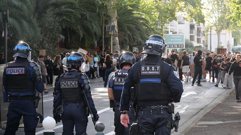 Foto d'archivio: La Francia chiude oltre 400 scuole amid proteste studentesche