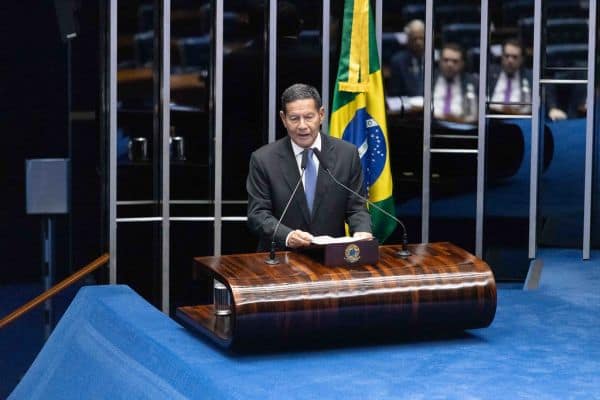 China pede participação em ação do Brasil contra tarifas dos EUA na OMC
