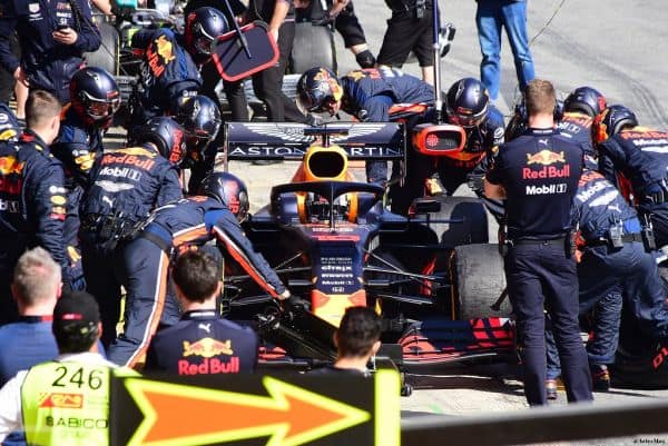 Foto de arquivo: Pierre Gasly garante a pole position no Grande Prémio de Itália em Monza