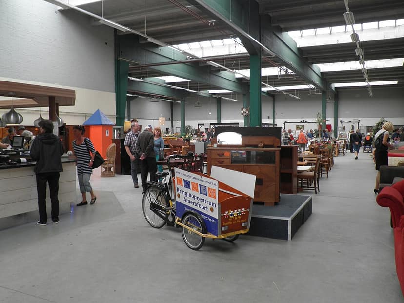 Foto de archivo: Kringwinkels y parques de reciclaje cierran antes debido al calor
