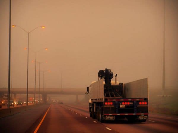 Powerful storms in US Midwest leave three dead and 800,000 without power