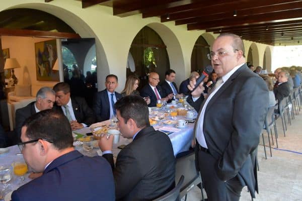 Brasil: Lula y Flávio Bolsonaro inician sus campañas presidenciales