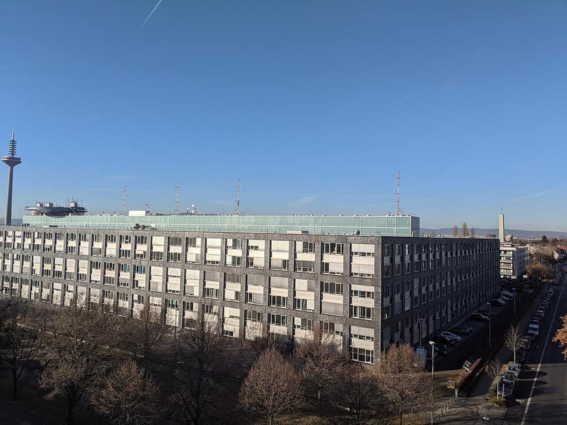 Four-year-old boy held by 72-year-old in Vienna