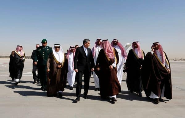 Foto de archivo: Arabia Saudita cierra oleoducto Este-Oeste tras ataques con drones