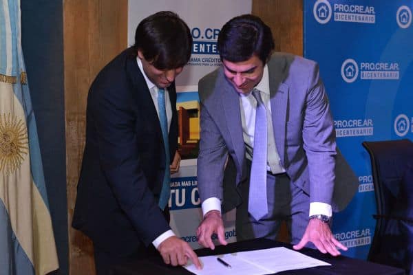 Foto de arquivo: Horóscopos e preços do dólar para quinta-feira, 3 de setembro de 2026