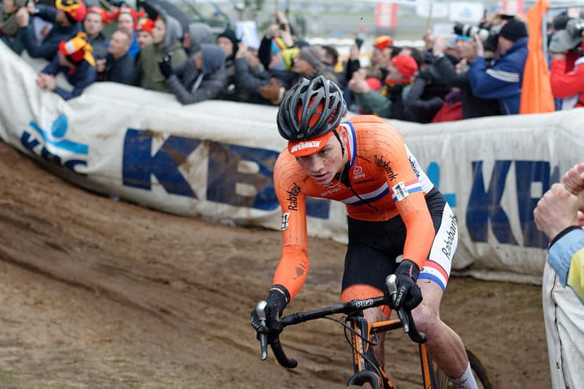 Mathieu van der Poel si classifica secondo al ritorno nella Coppa del Mondo di mountain bike