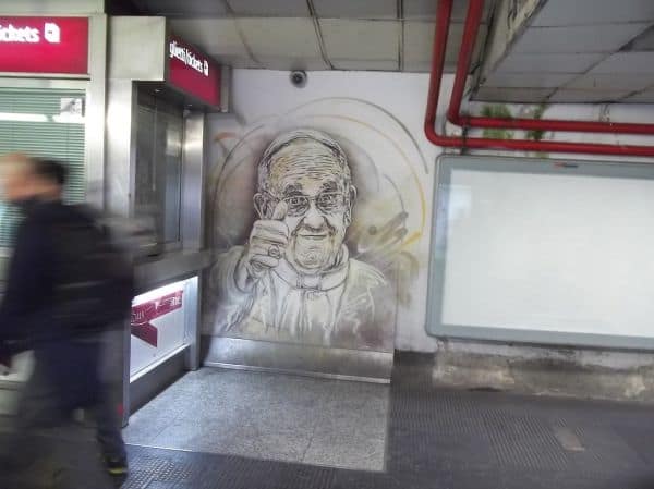 Foto d'archivio: Ucraina: attacchi notturni a Odessa e Kharkiv, il Papa chiede pace