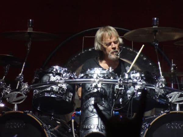 Morreu Frank Beard, baterista do ZZ Top, aos 77 anos