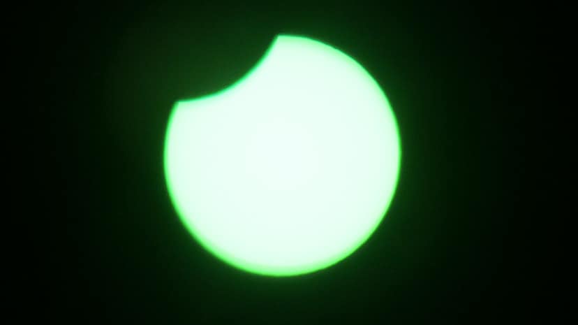 Preços de Hotéis Disparam Antes do Eclipse Solar na Europa