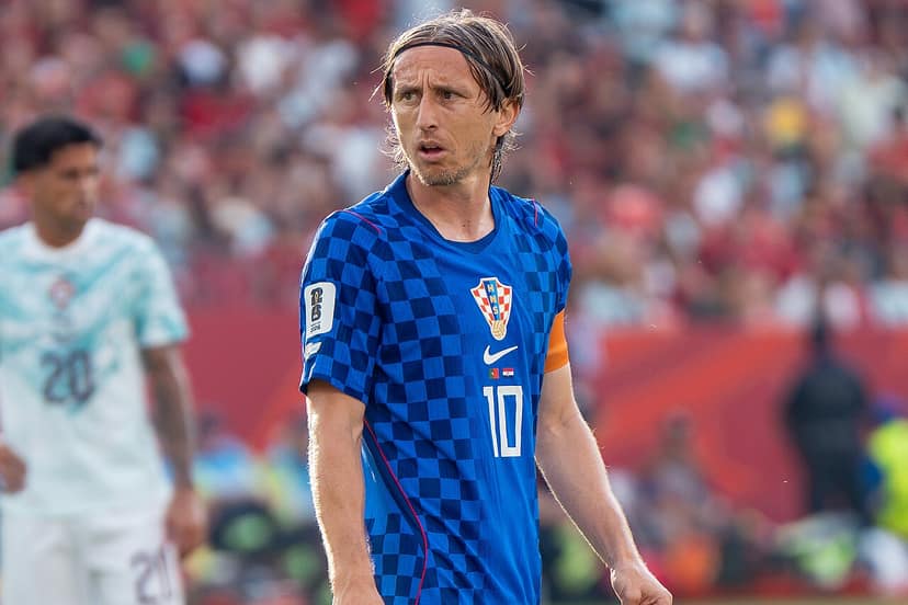 Modric apela aos adeptos para apoiarem a Croácia contra a Espanha após derrota