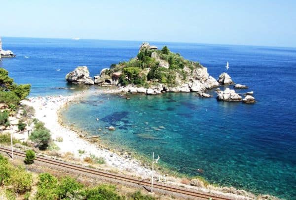 Ritrovato il furgone usato per il furto al museo di Messina