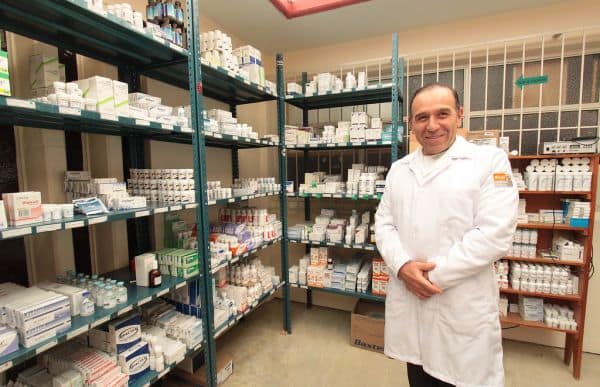 Governo limita oferta de medicamentos a idosos a genéricos