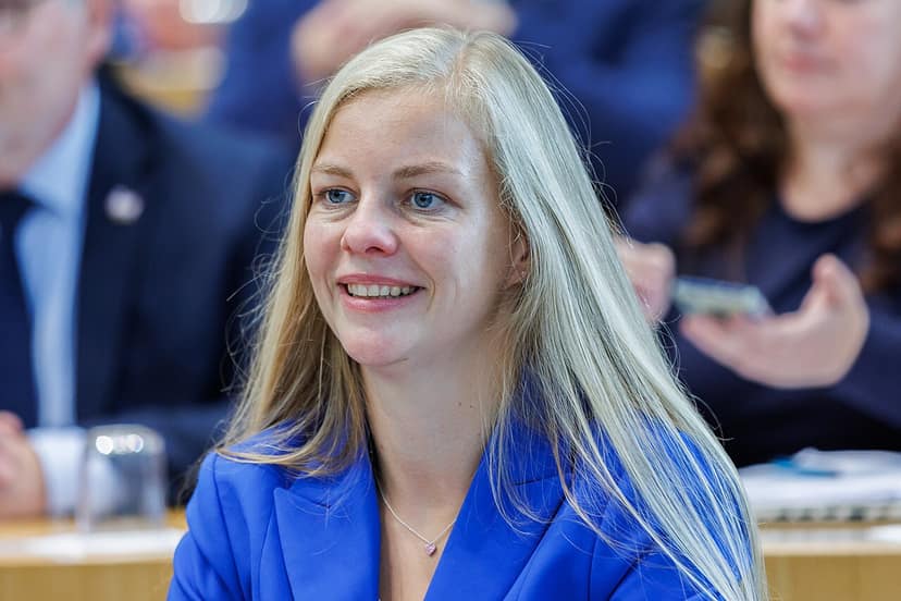 Foto de arquivo: Primeiro presidente do parlamento da AfD é eleito em Sachsen-Anhalt