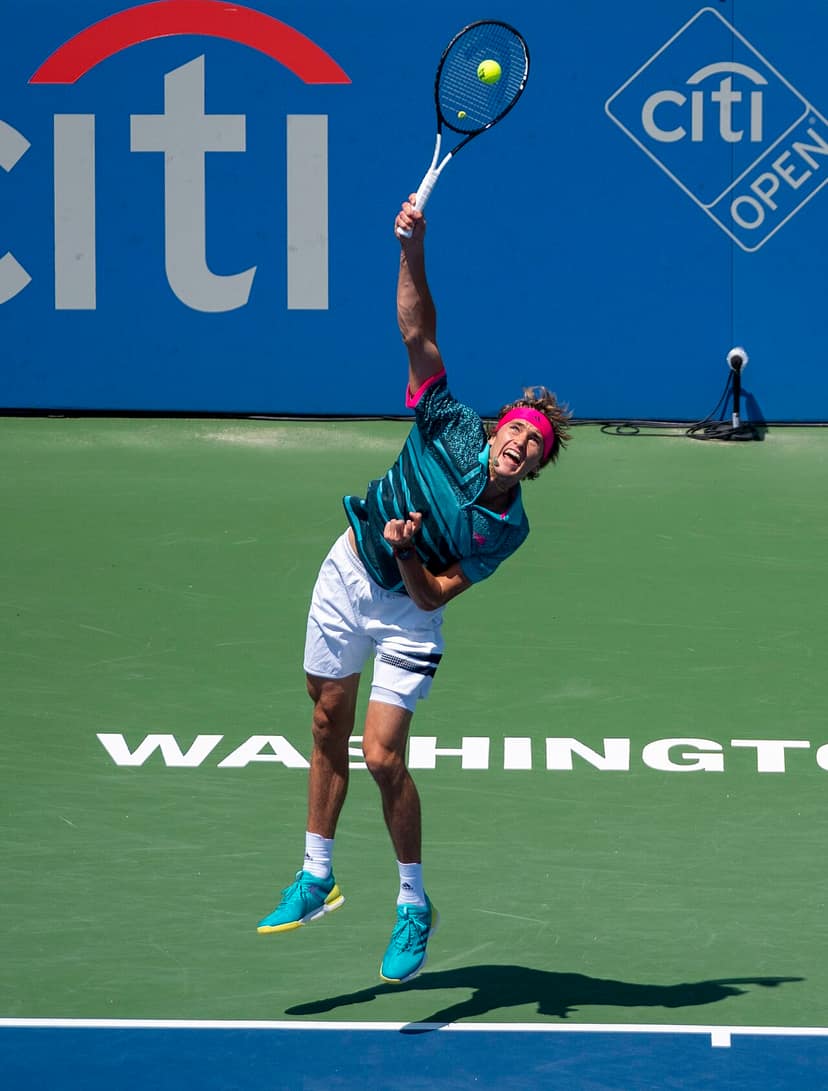 Archivbild: Alexander Zverev übersteht Fünf-Satz-Krimi bei den US Open