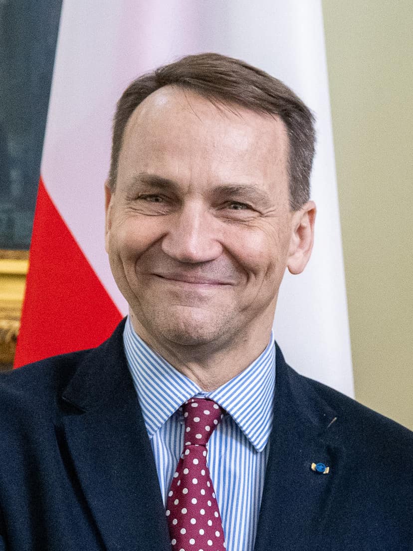 Archivbild: Polen und Ukraine kritisieren Musk wegen Einschränkungen beim Starlink-Zugang