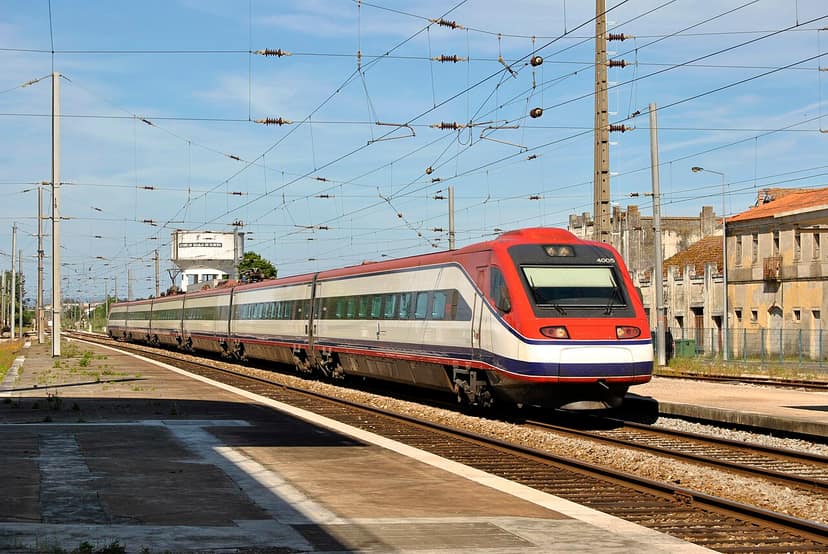 Foto d'archivio: Scontro tra treni a Toledo provoca almeno 64 morti