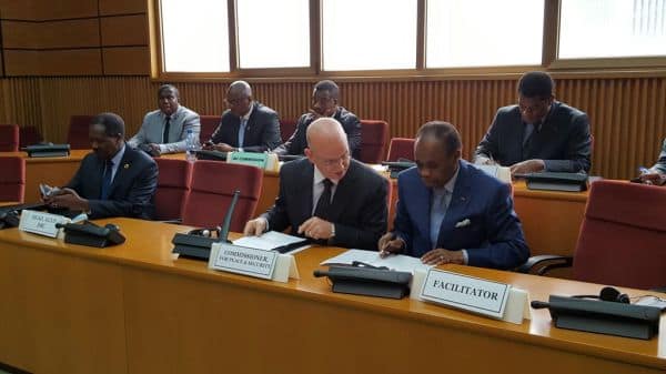 Foto d'archivio: La RDC e il M23 concordano una roadmap per i negoziati di pace